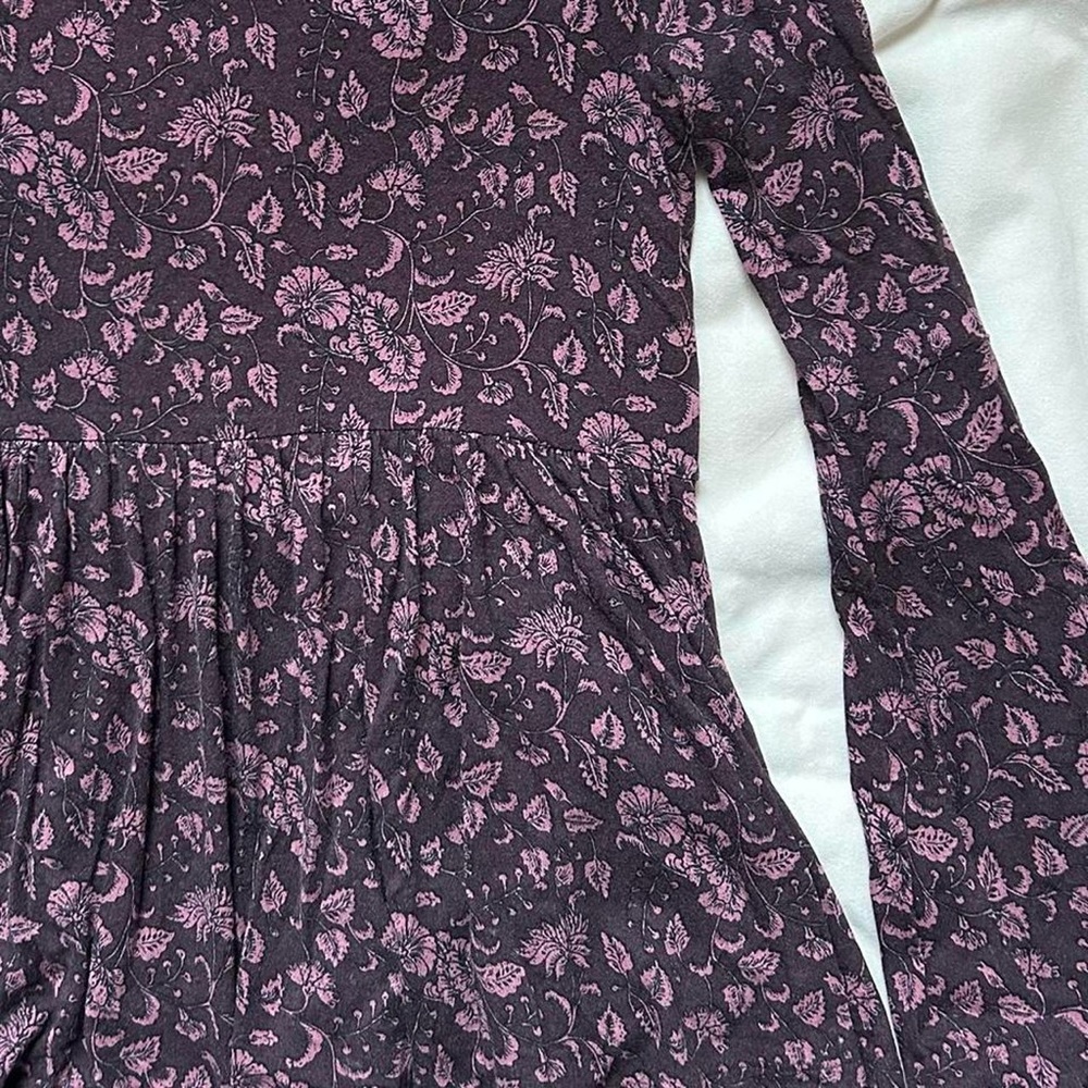 AE Blouse - Picture 2 of 7
